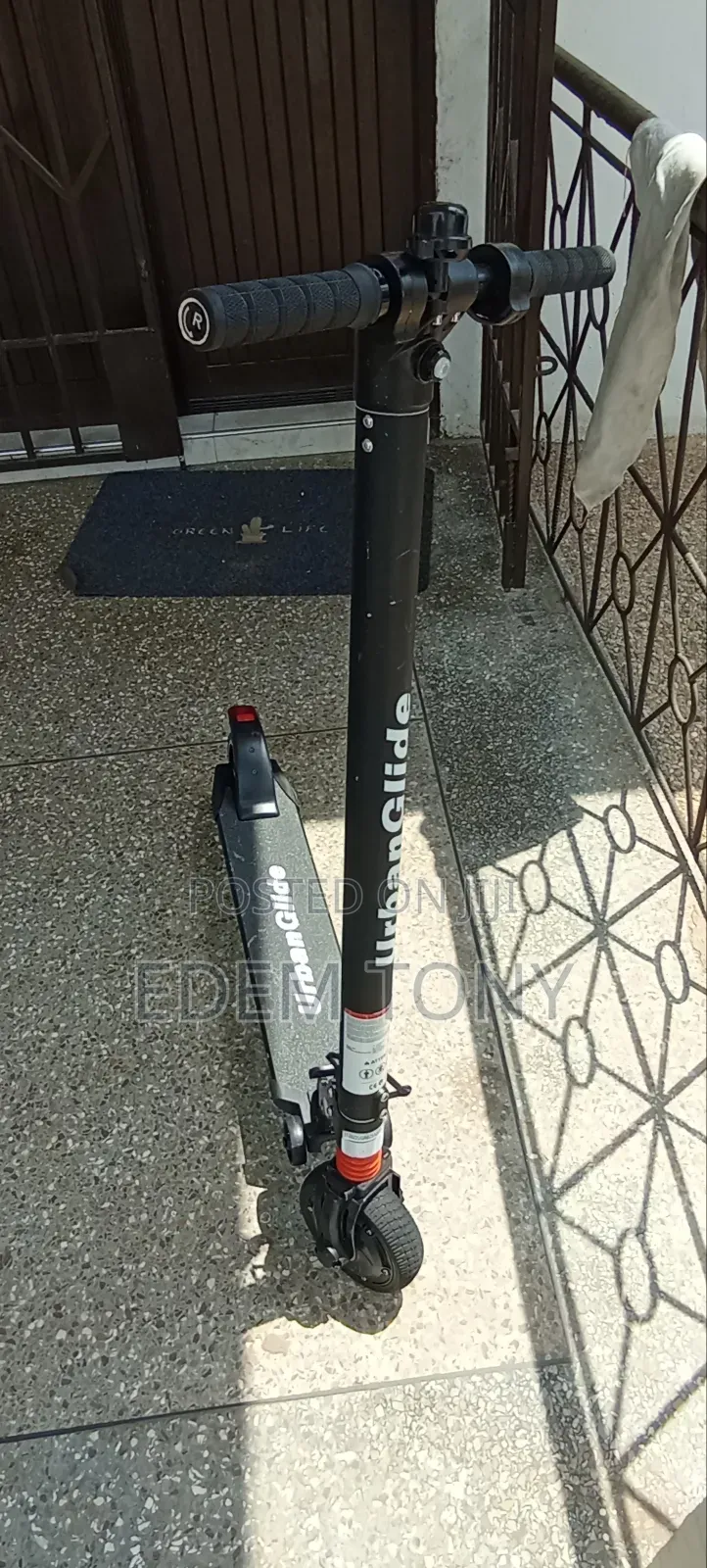 Urbanglide Ride 62s. Electric Scooter