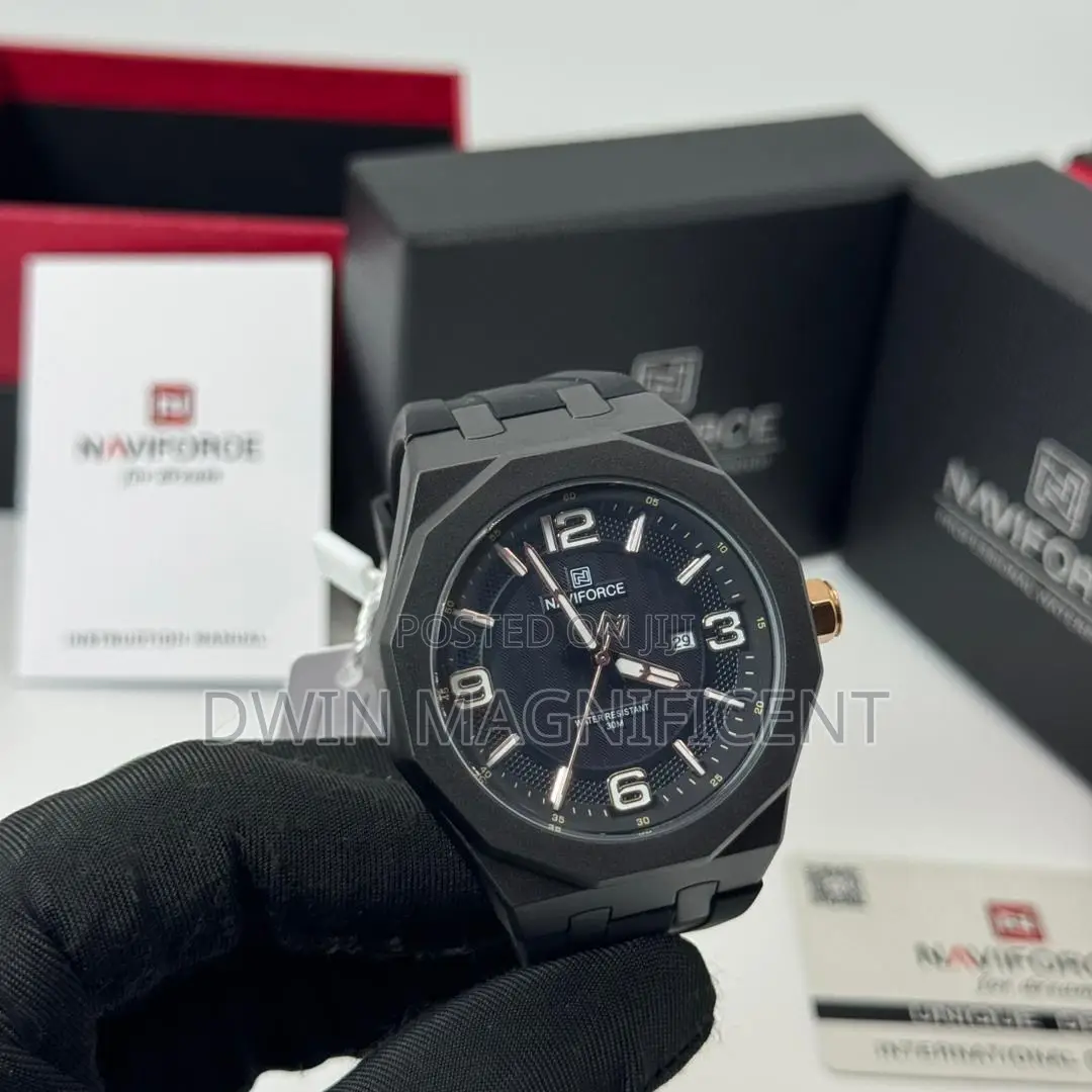 Naviforce Nf8079 Men's Analog Quartz Watch