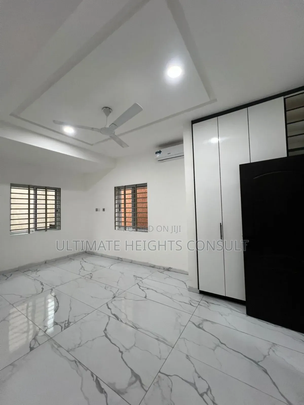 4bdrm House in Ashaley Botwe, Lake Side Estate for sale