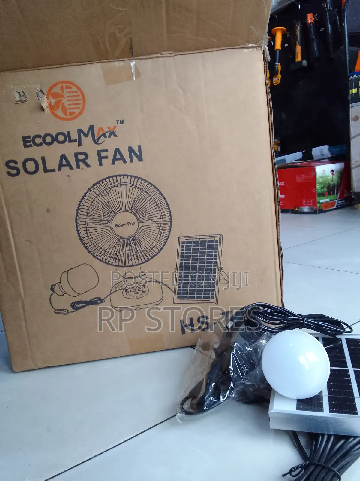 Solor Desktop Fan / Cool Temperature