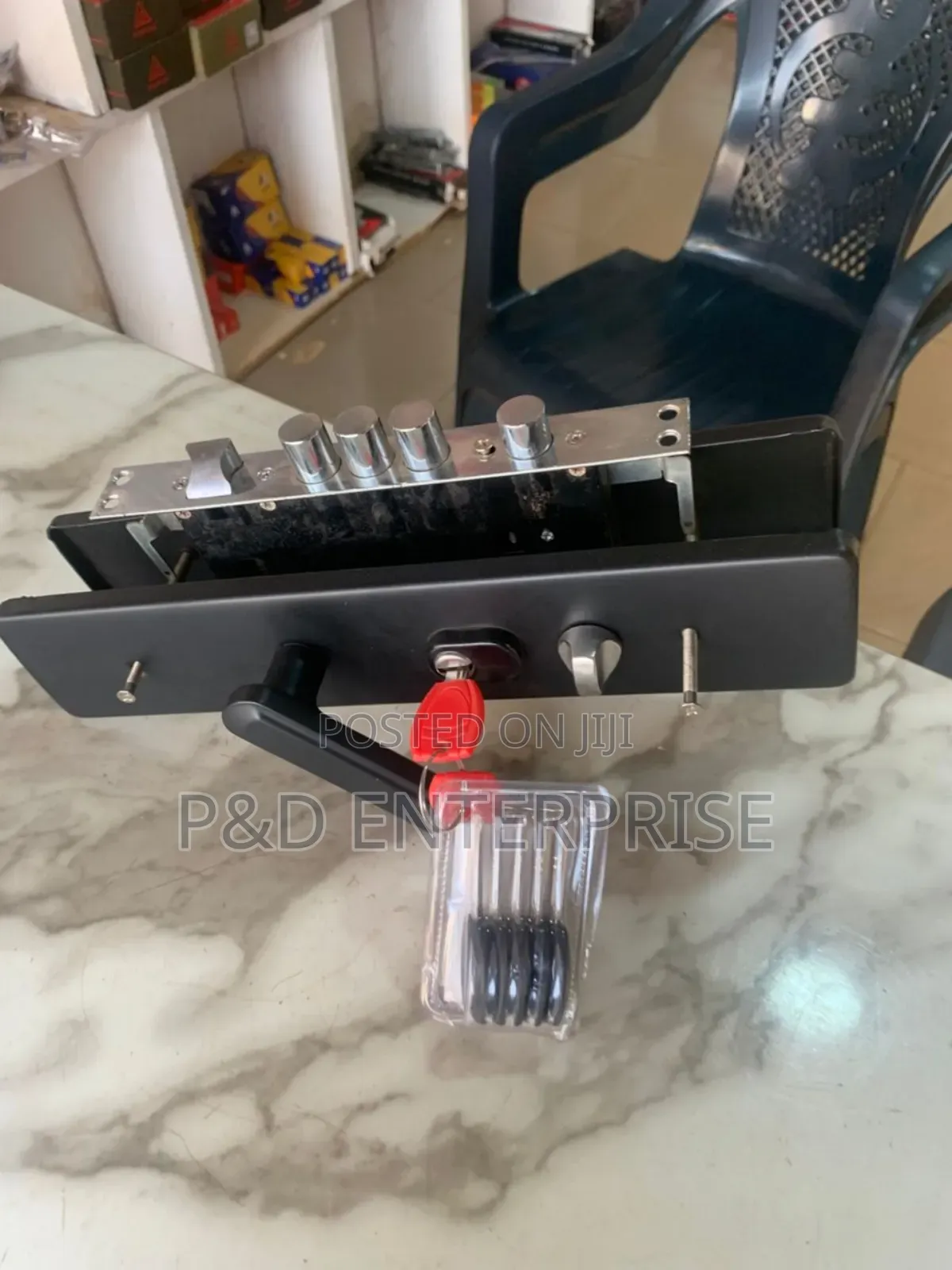 Quality China Door Black Lock
