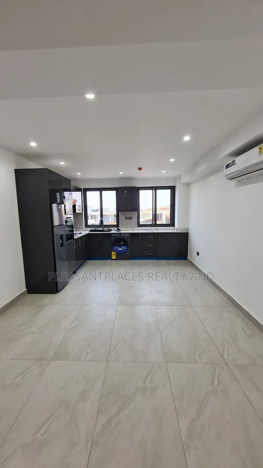 2bdrm Apartment in Pleasantplaces, New Town for rent