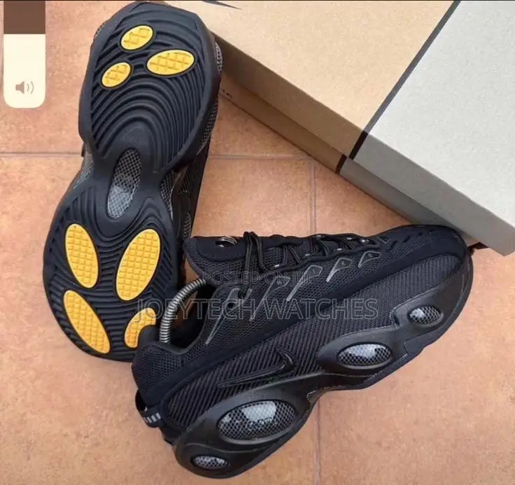 Adidas Yeezy 500