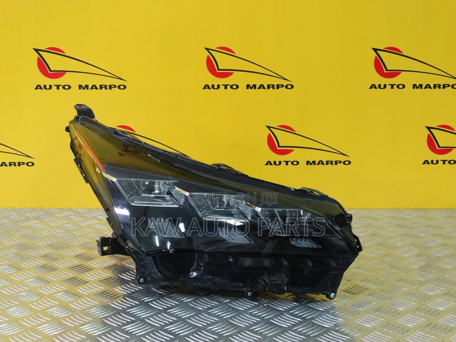 2016,2017,2018,2019,2020,2021,2022 Headlight for Lexus NX200