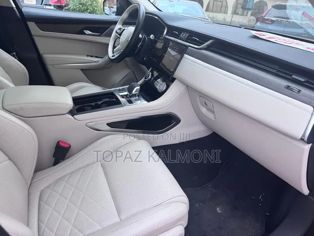 Jaguar F-Pace 2022 Gray