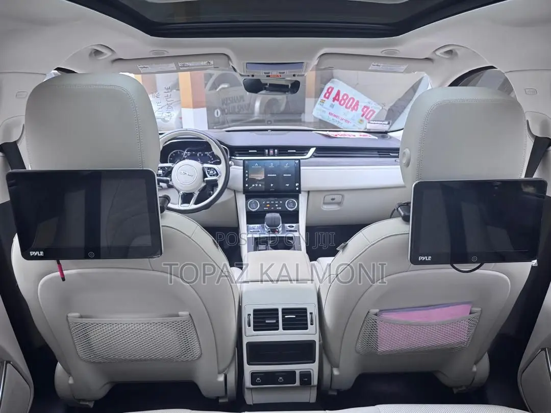 Jaguar F-Pace 2022 Gray
