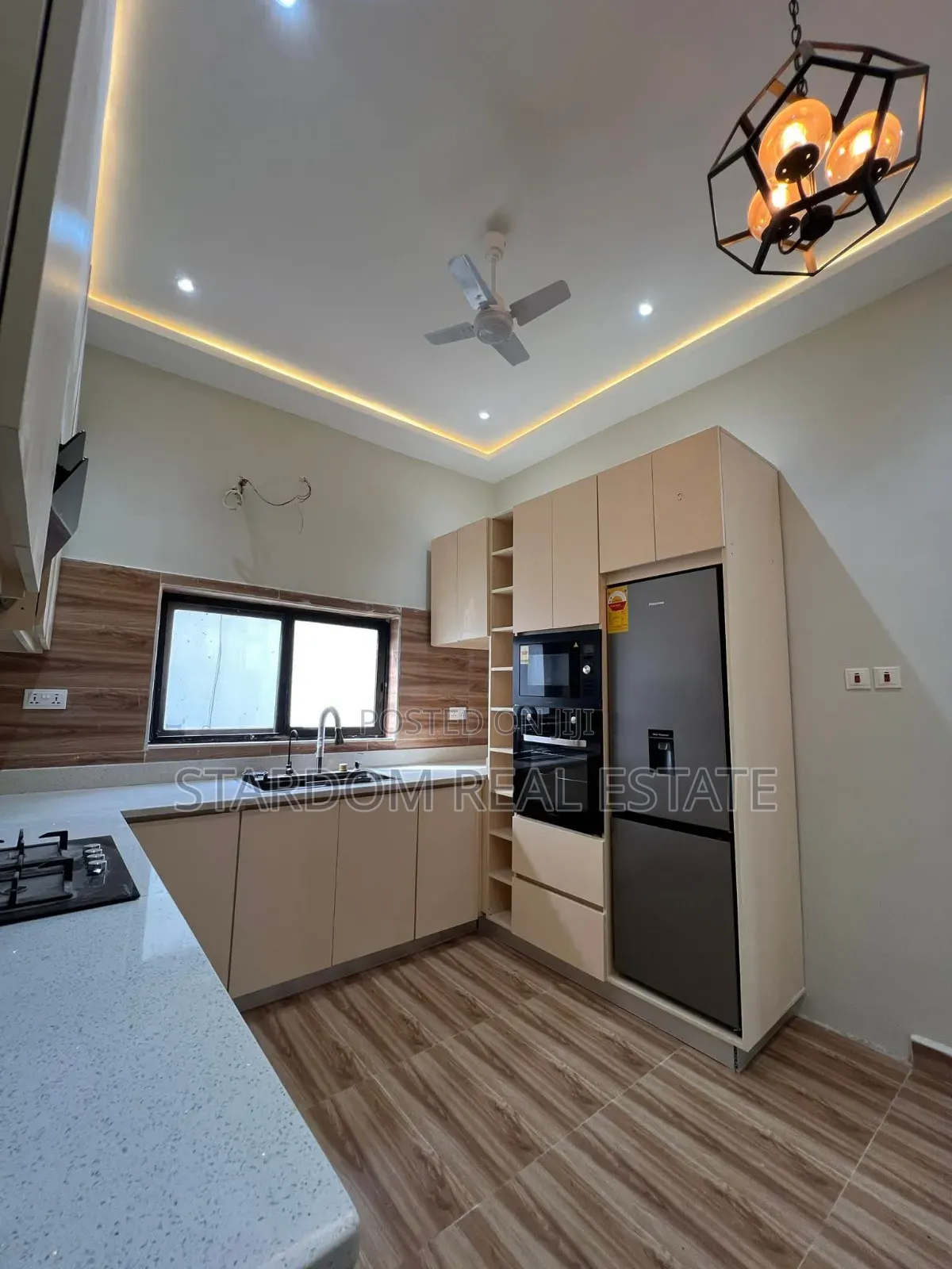 4bdrm Duplex in East Legon Hills for sale