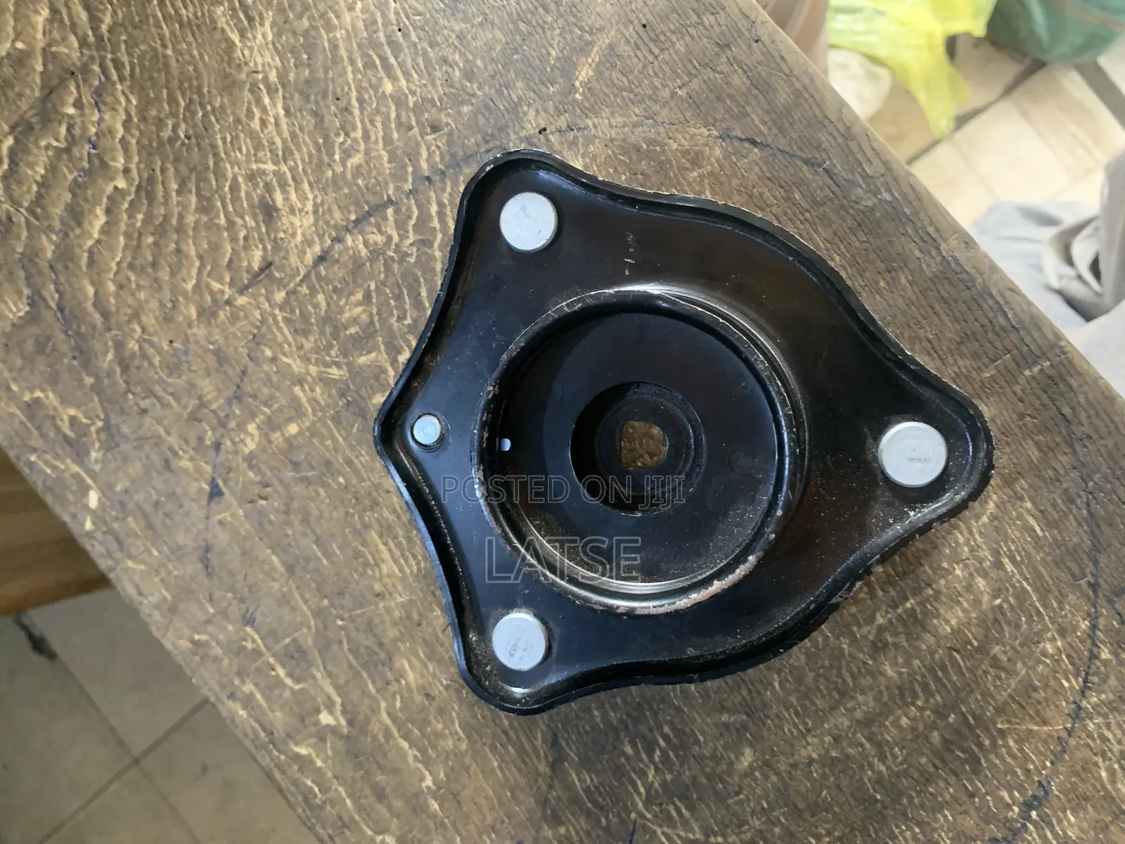 Honda Civic 2016,2017,2018,2019,2020,2021 Front Suspension Strut Mount
