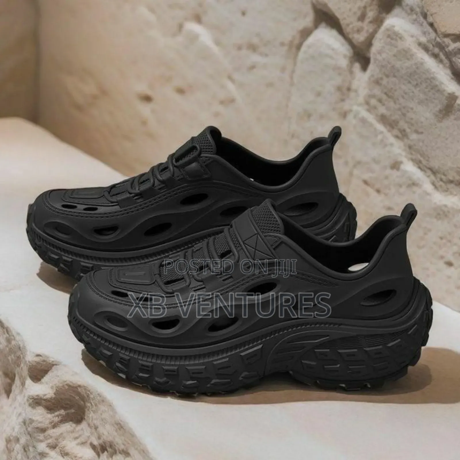 Lightweight Waterproof Hollow Beach Crocs-Style Sneakers