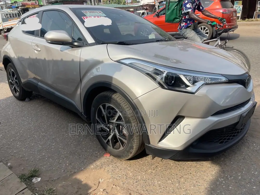Toyota C-HR 2021 Gray