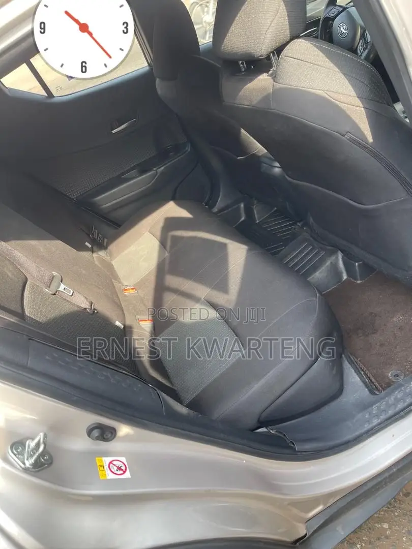Toyota C-HR 2021 Gray