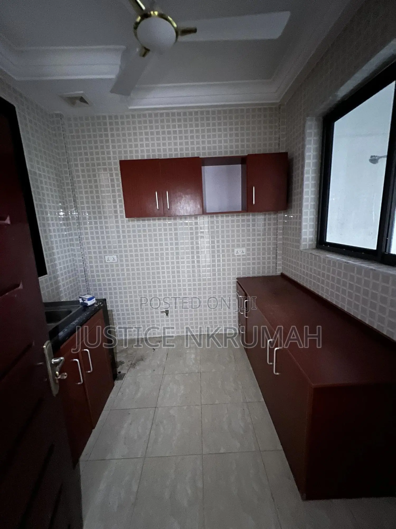 3bdrm Apartment in Mr Justice Estate, Tetegu for rent