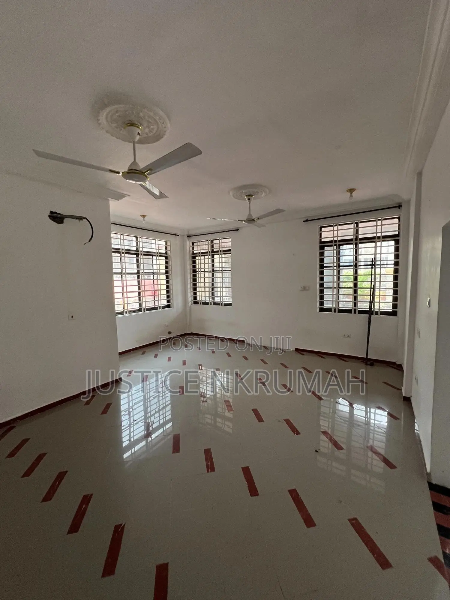 3bdrm Apartment in Mr Justice Estate, Tetegu for rent