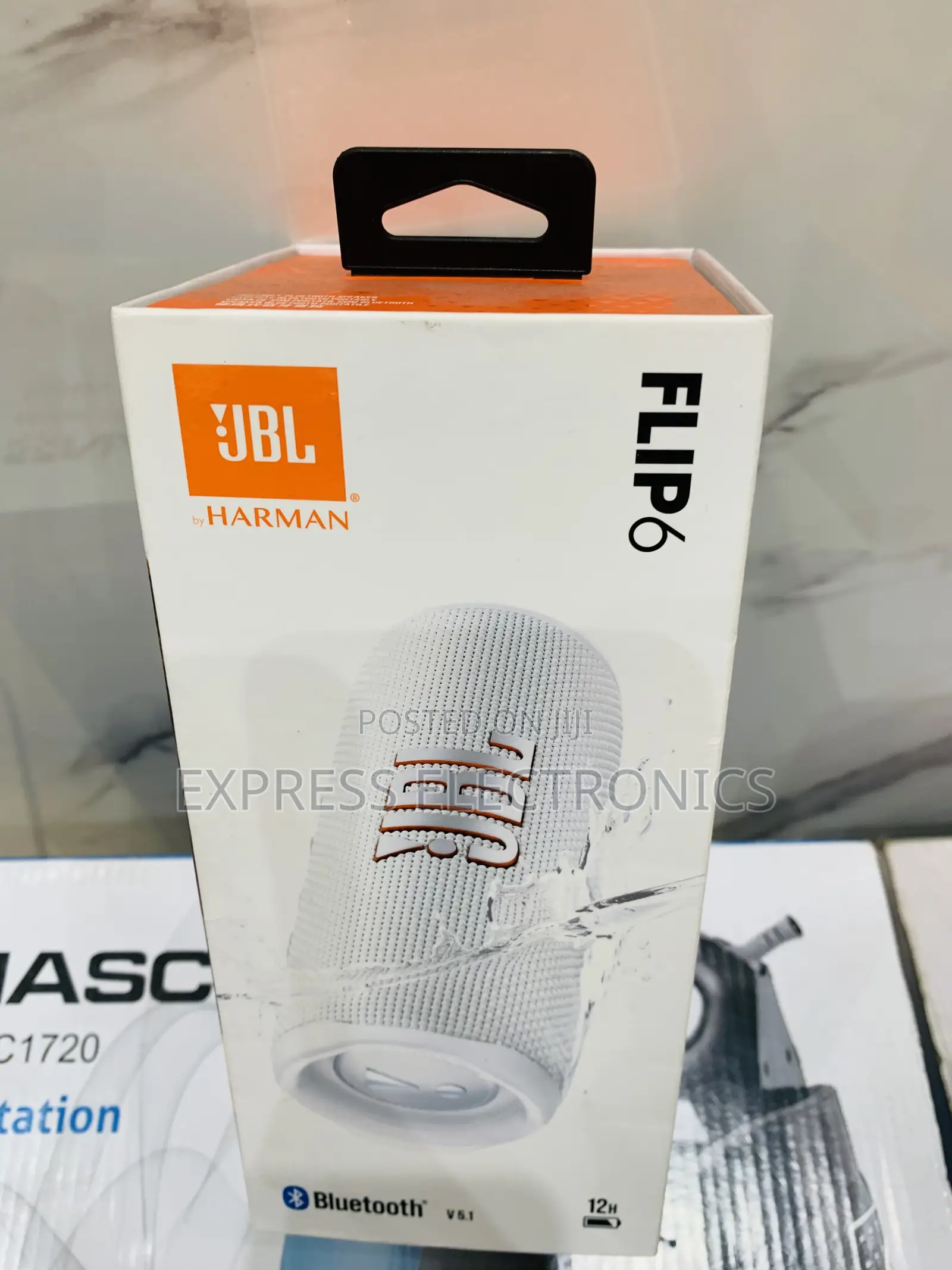 Ultra Modern White Flip 6 Portable Speaker