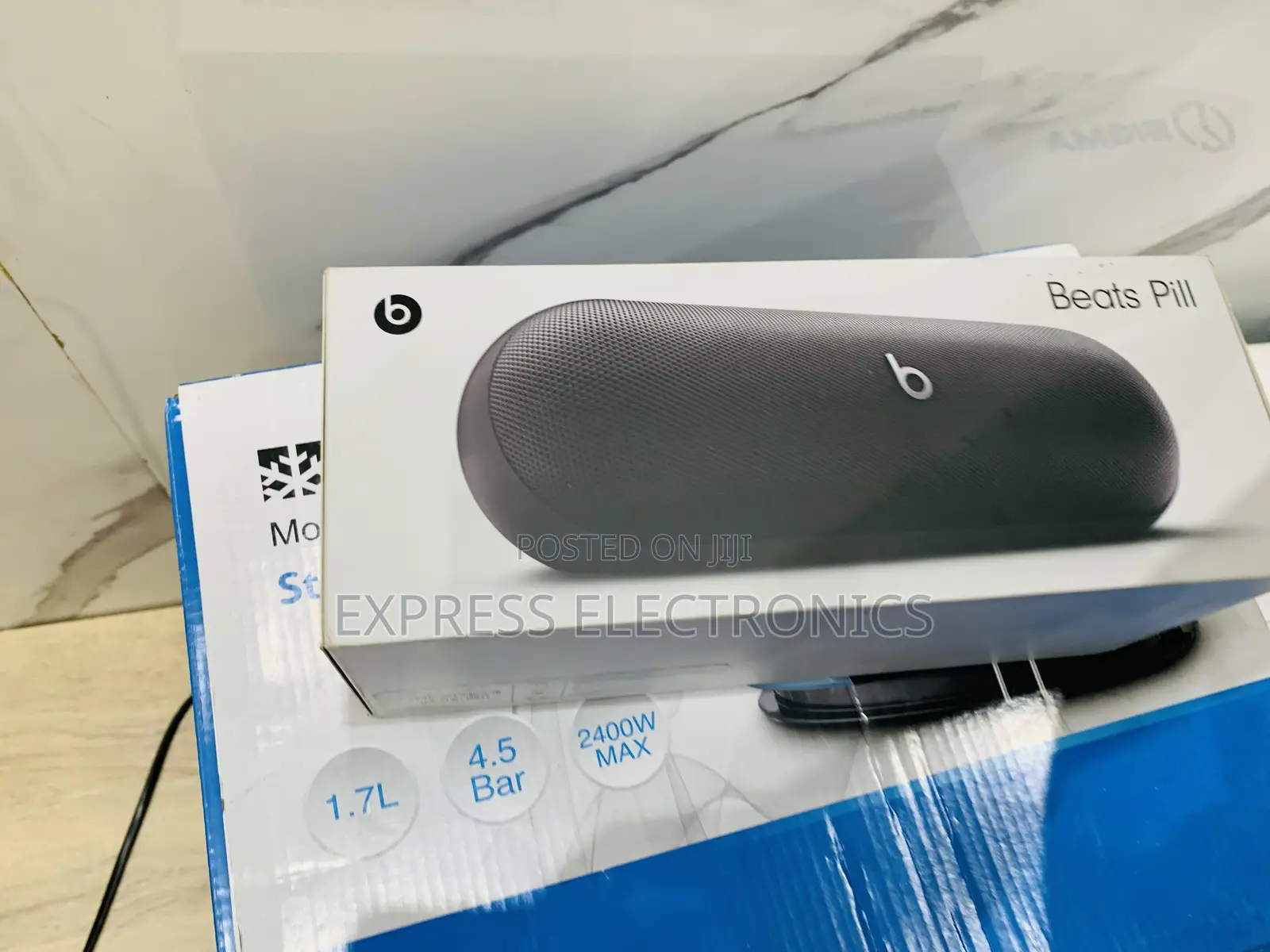 Long Lasting Effects Beats Pill Speaker