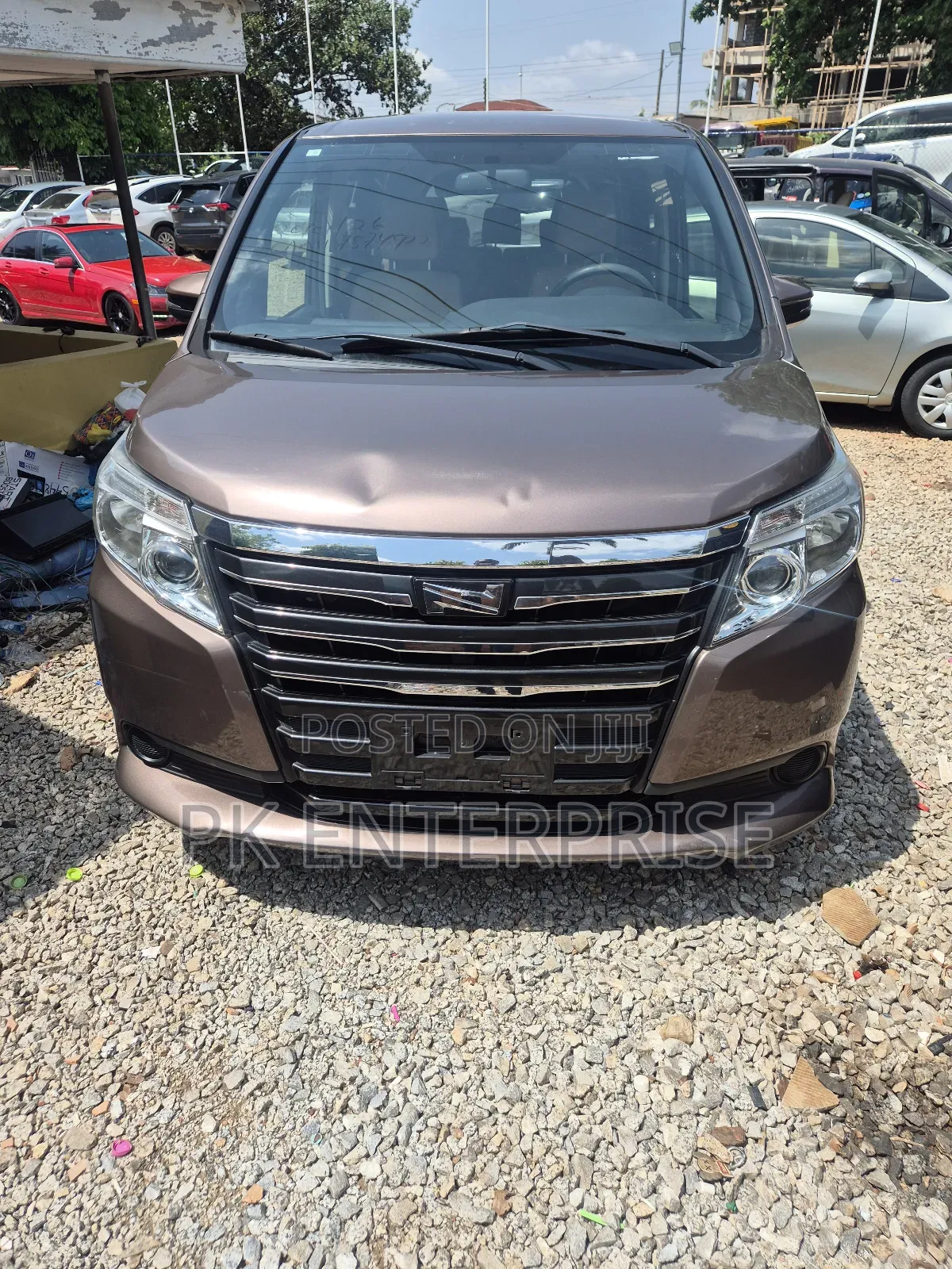 Toyota Noah 2014 Brown