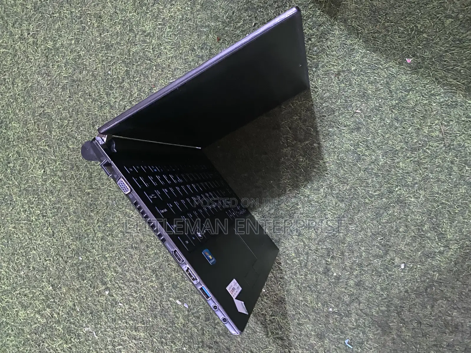 Laptop Acer TravelMate 8481T 4GB Intel Core I7 HDD+SSD 16 GB