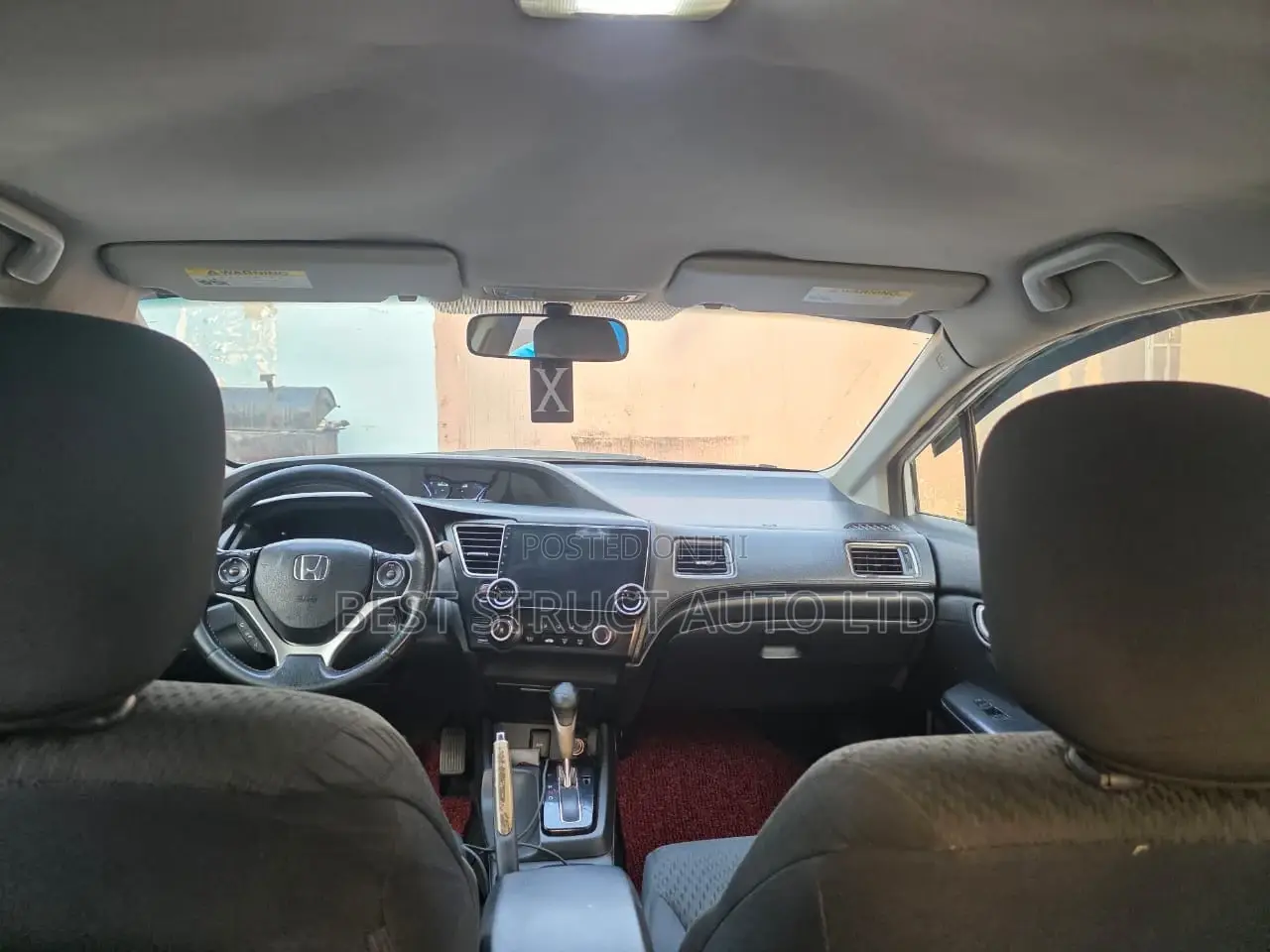 Honda Civic LX 4dr Sedan (1.8L 4cyl 5M) 2014 White