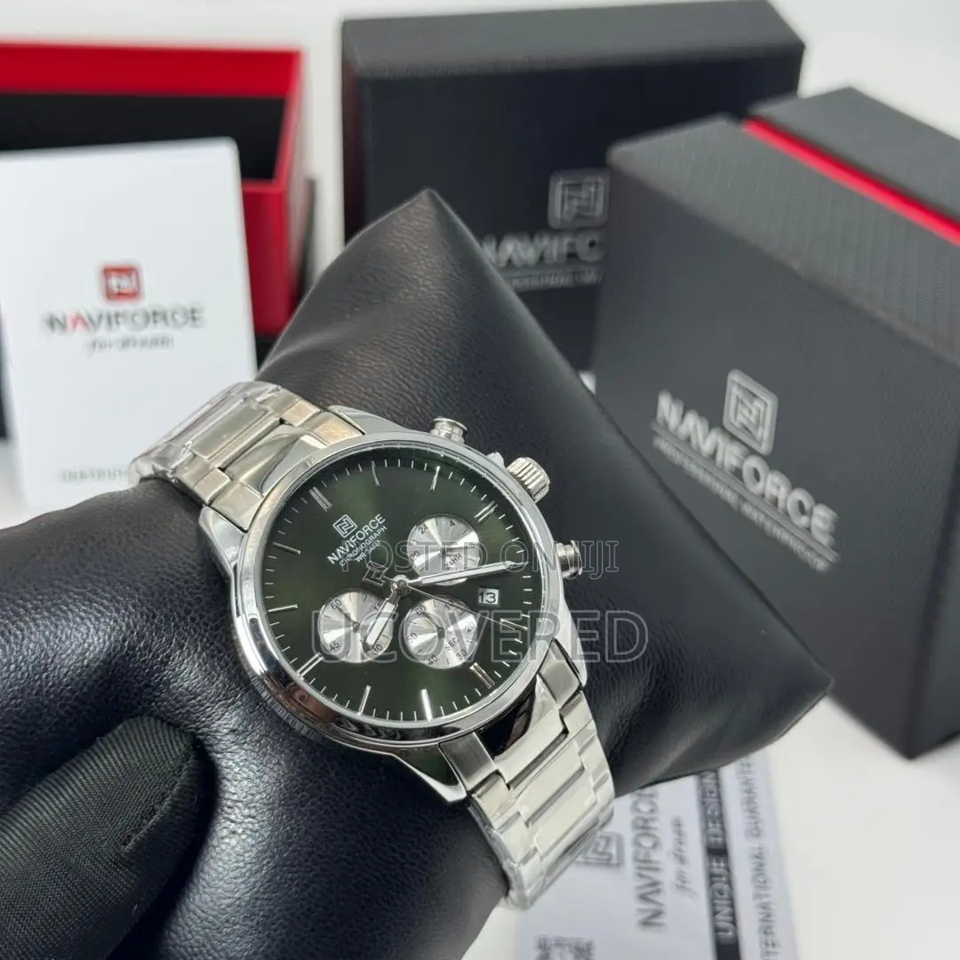 Naviforce Stainless Steel Band Luminous Date Display Chronometer