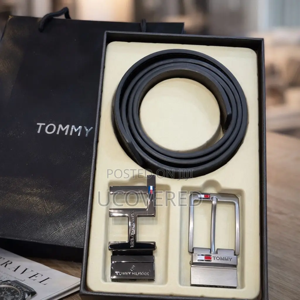 Tommy Hilfiger Reversible Leather Belt With Multiple Buckles