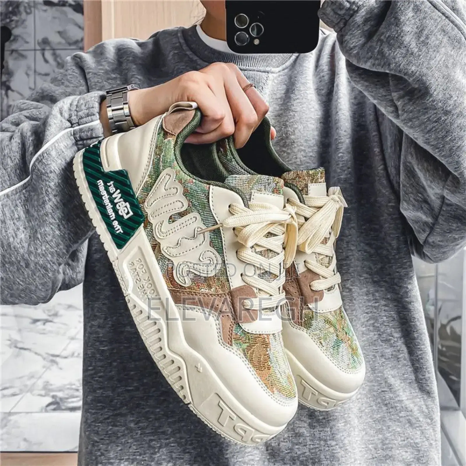 Casual Sneakers – Size 44