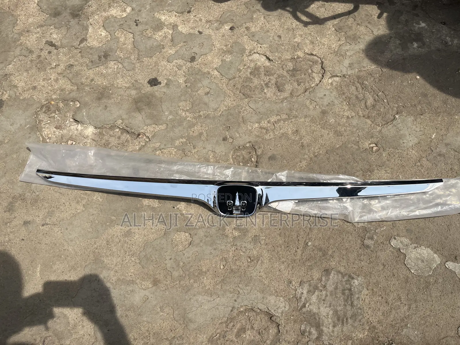 Honda CRV 2019 Boot Chrome Silver