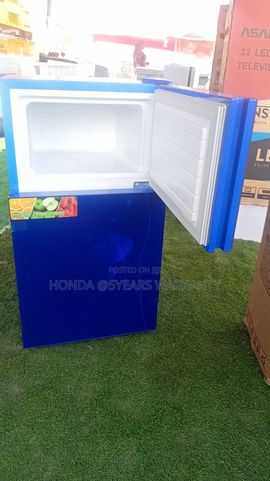 Westpool Double-Door Fridge 80l Compact Size