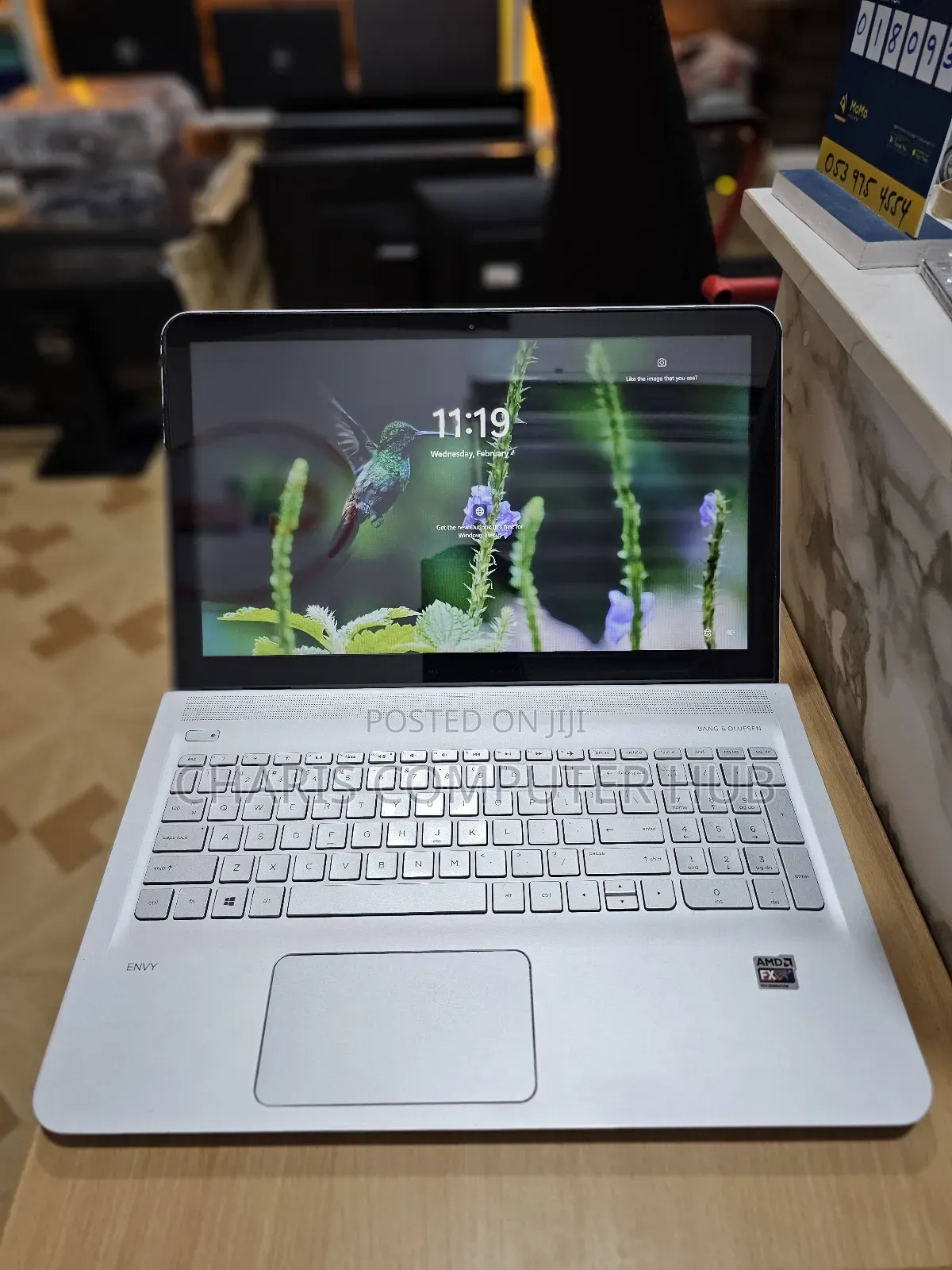 Laptop HP Envy 15 8GB AMD HDD 1T