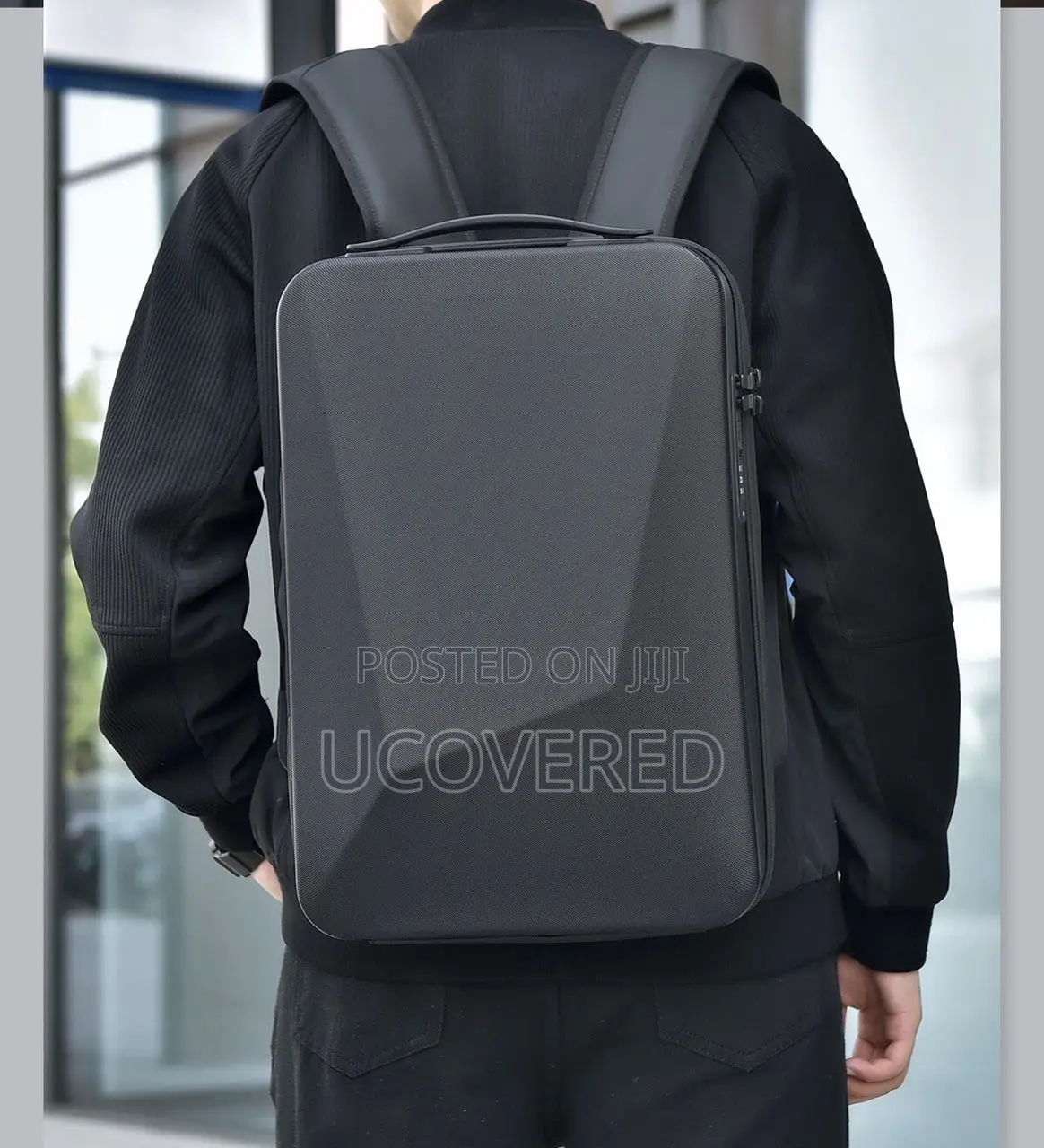 Anti Theft Hard Shell Backpack With Usb Ports And Cable