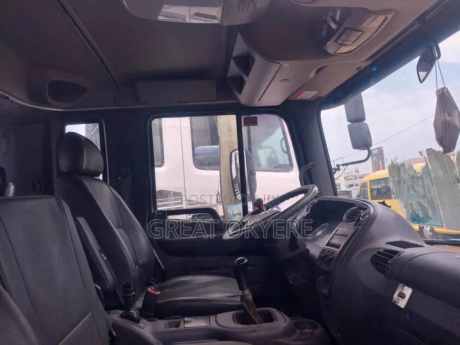 Hyundai 5 Tons Truck ( Double Axis)