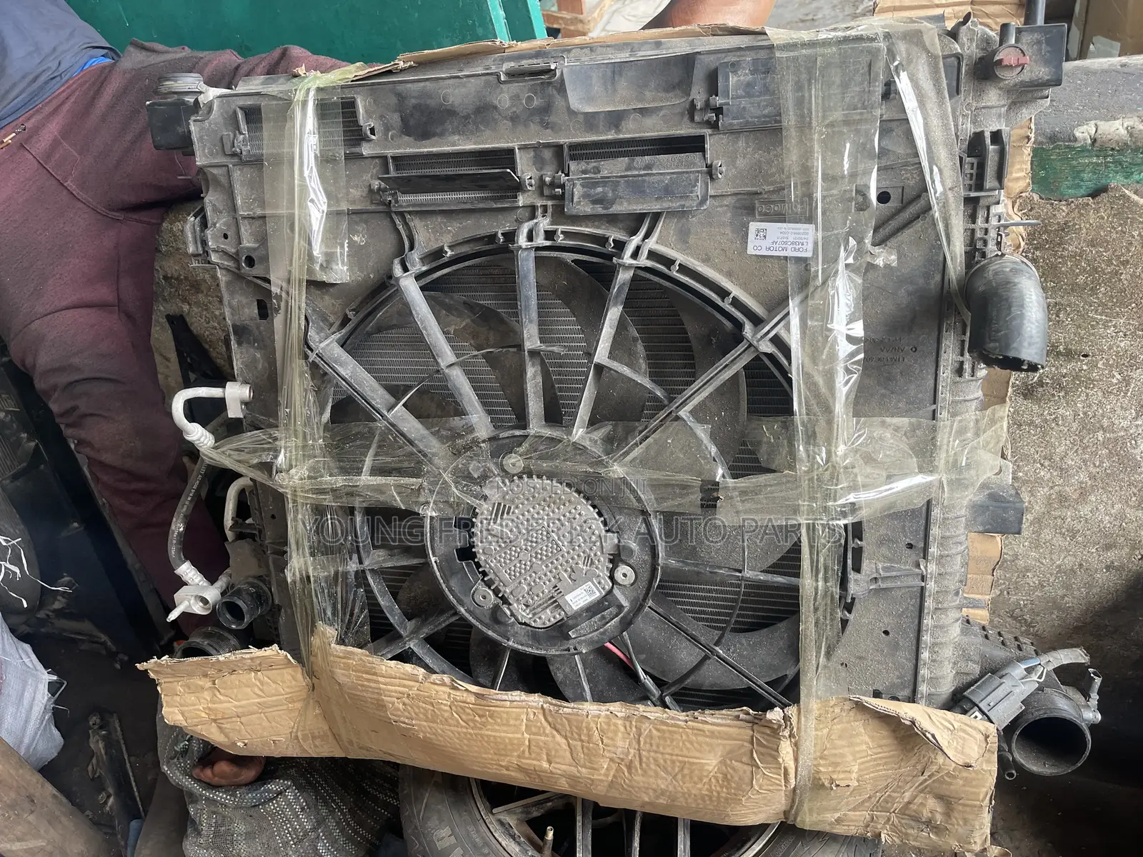 Ford Explorer 2022 2023 2024 Complete Radiator