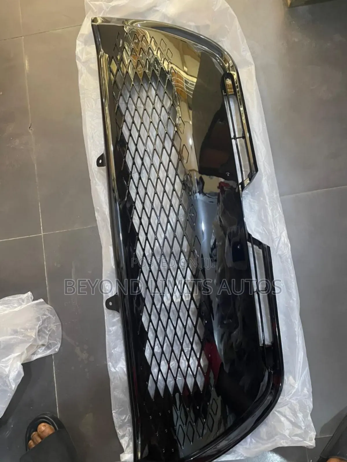 Toyota Corolla S 2017,2018,2019 Down Grille Sport