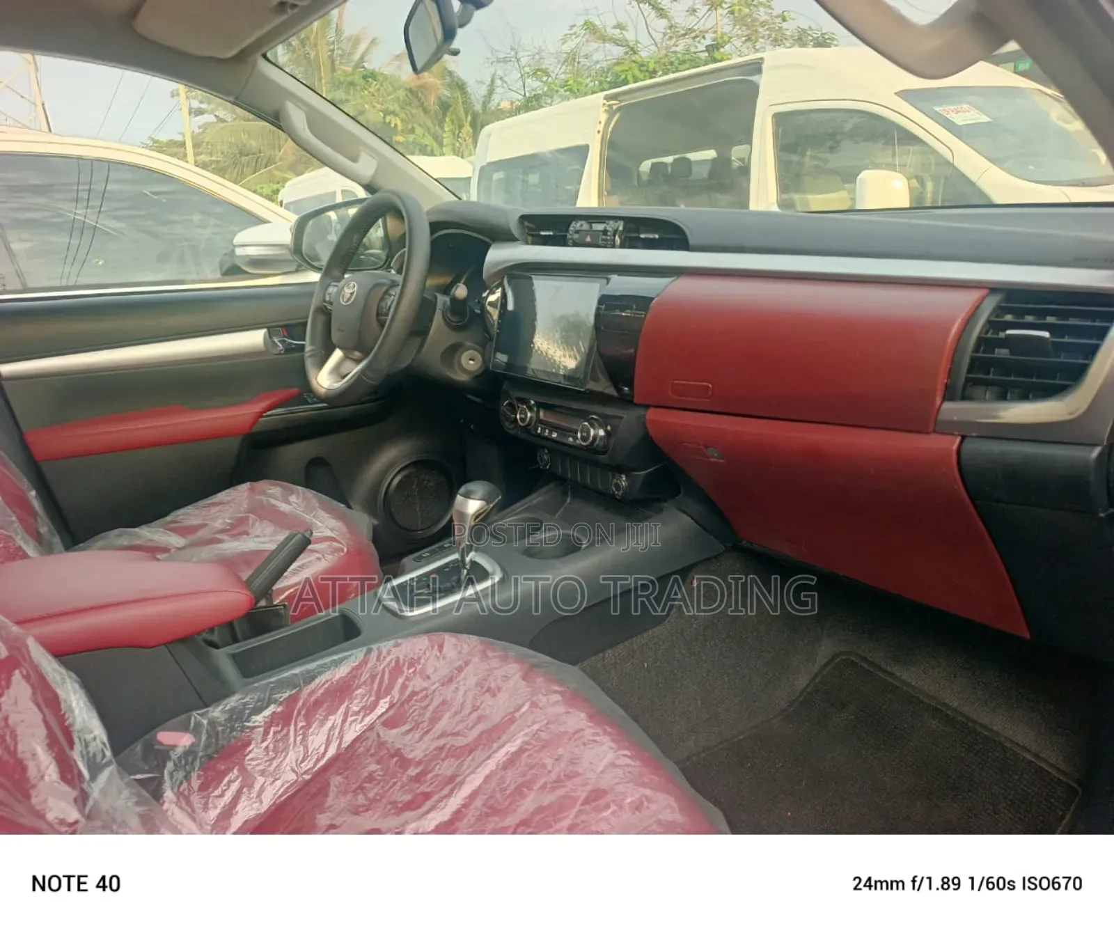 Toyota Hilux 2016 Black