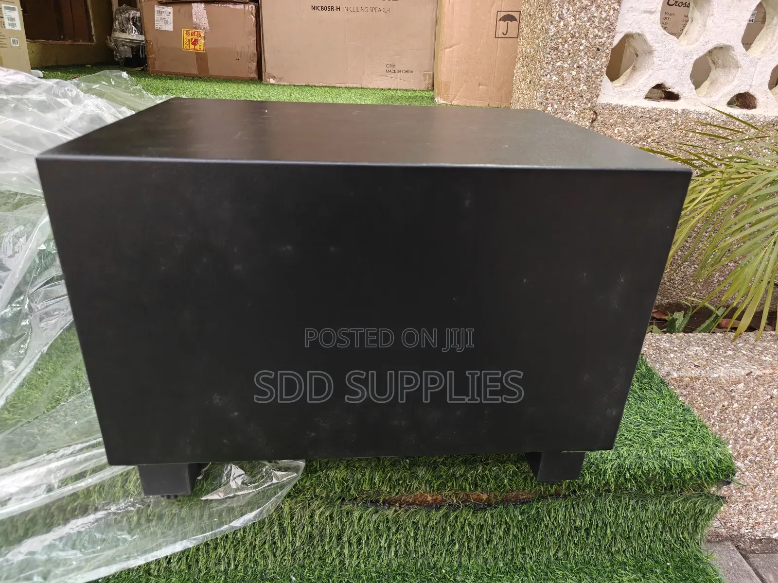 Episode Es-ls-hsub-10-blk Is A 10-inch Hardscape Subwoofer