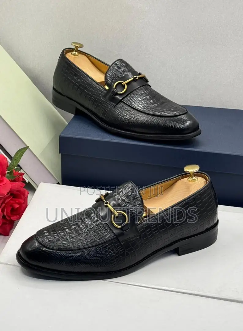 Ferragamo Crocodile-Pattern Leather Shoes