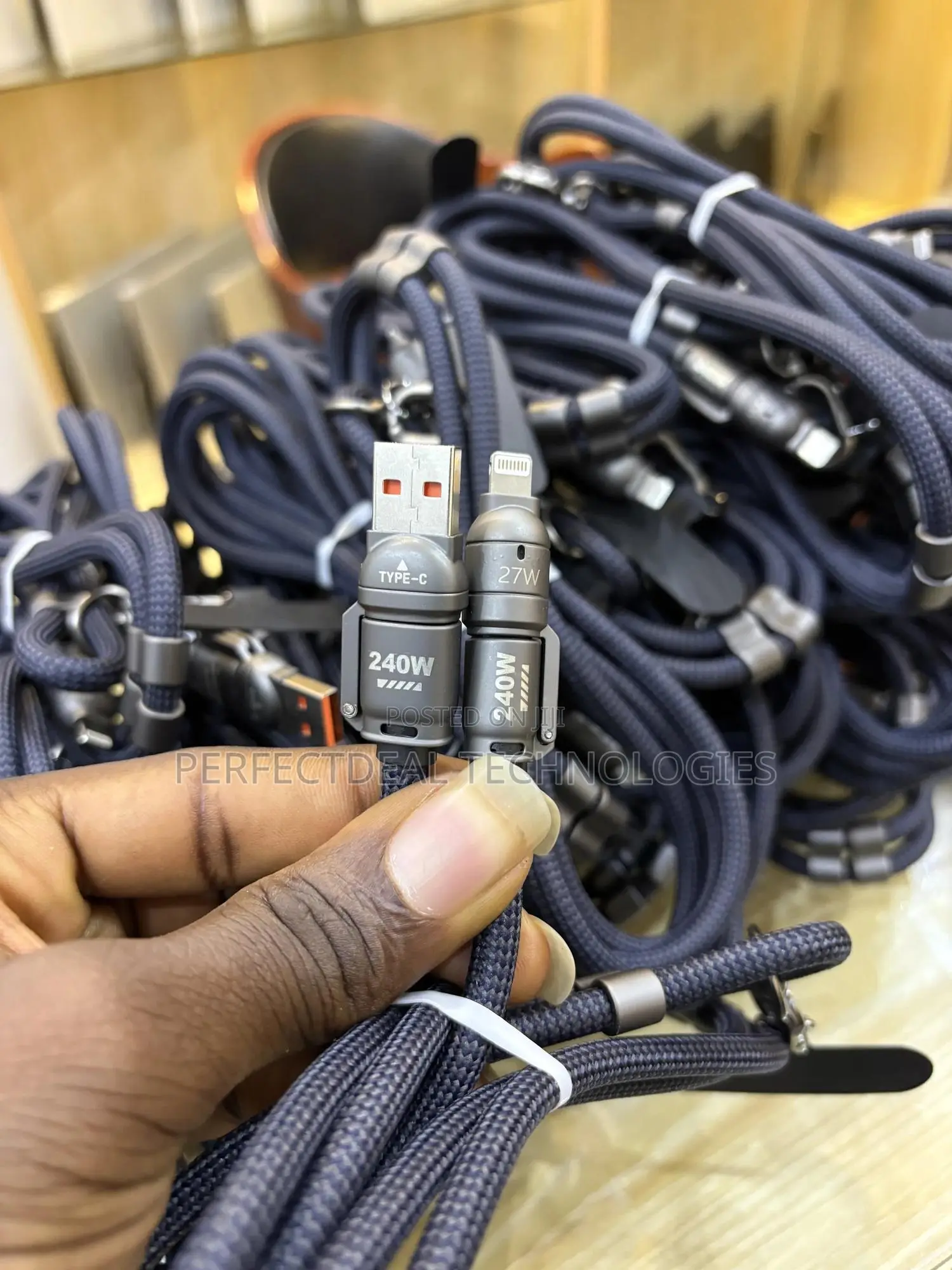 Premium 4-in-1 Threaded Cable