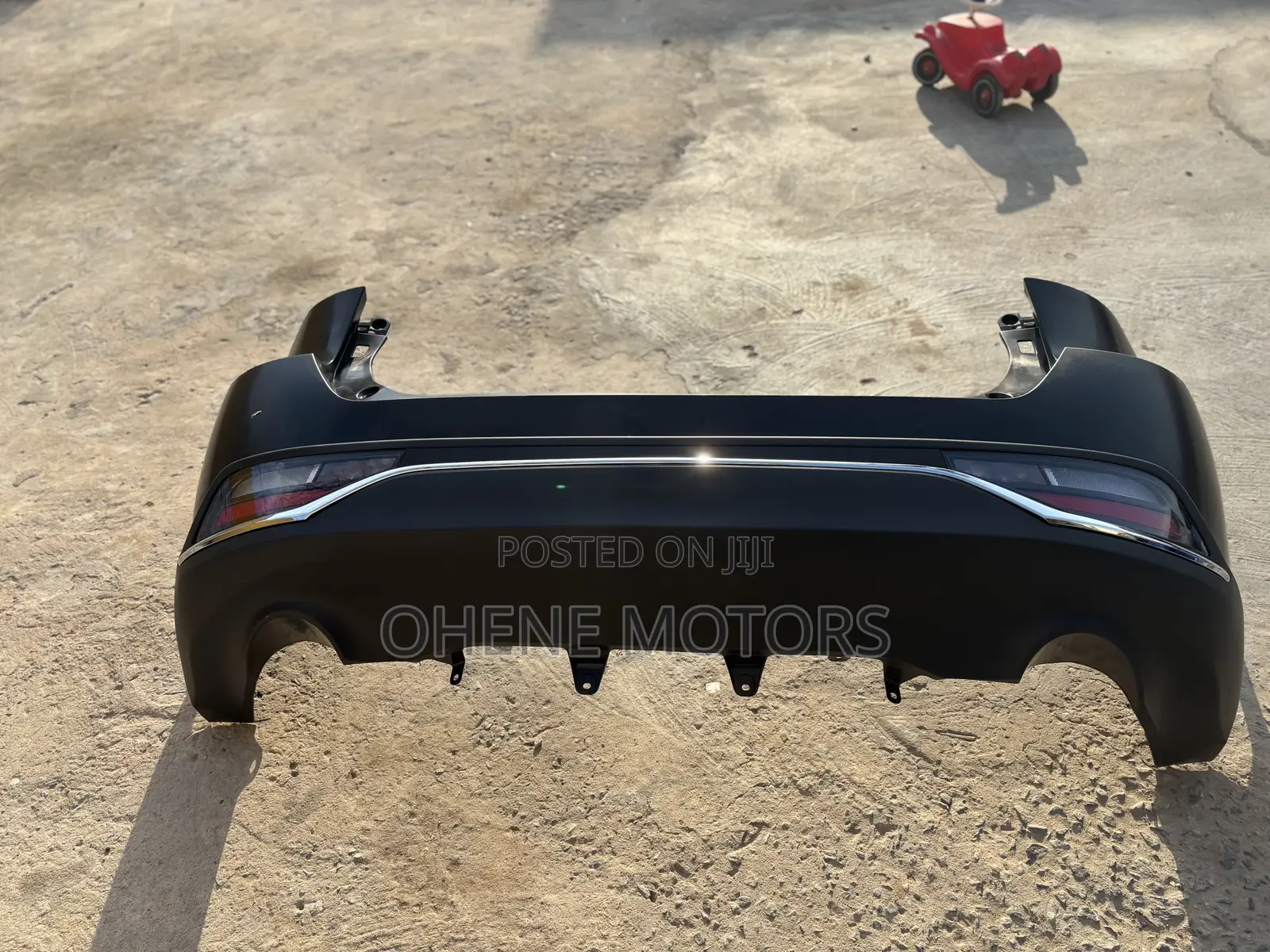 Toyota Venza 2021-2024 Back Bumper Complete Available