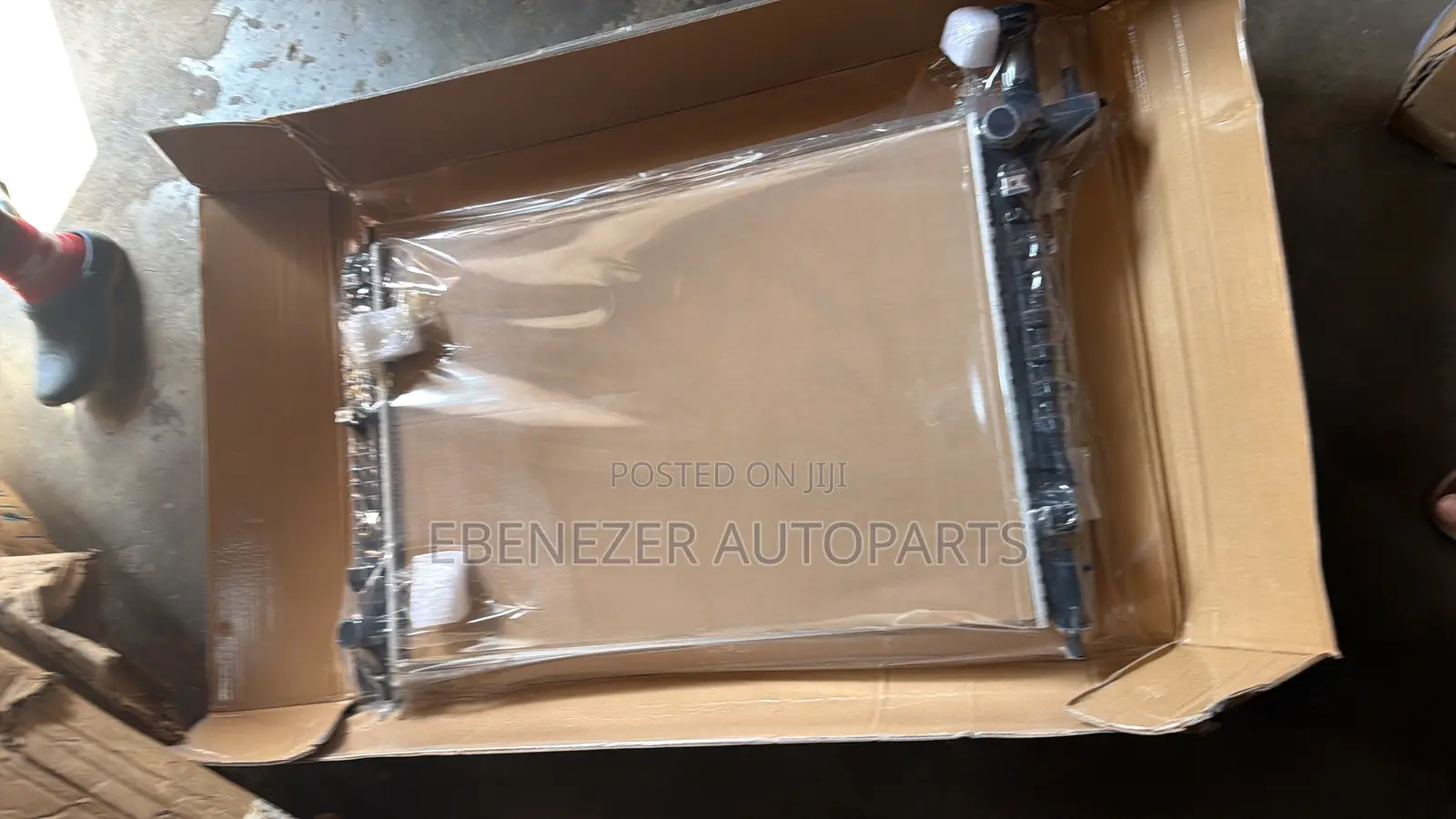 Chevrolet Traverse Radiator Water Tank 2007 - 2017