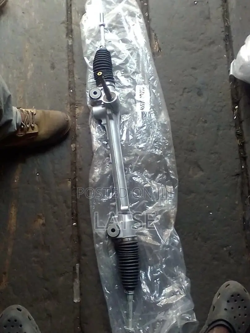 Toyota Vitz 2009,2010 Power Steering Rack