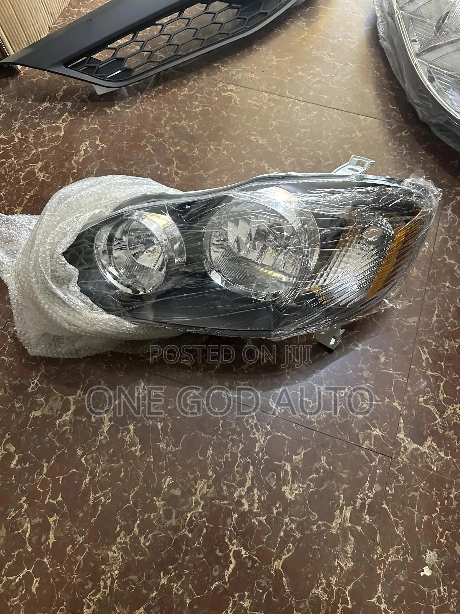 Toyota Corolla 2003,2004,2005,2006,2007,2008 Headlight