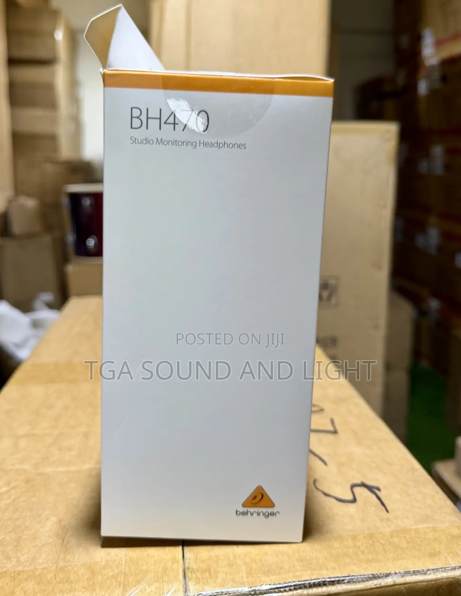 Behringer Bh470 Studio Monitoring Headphones