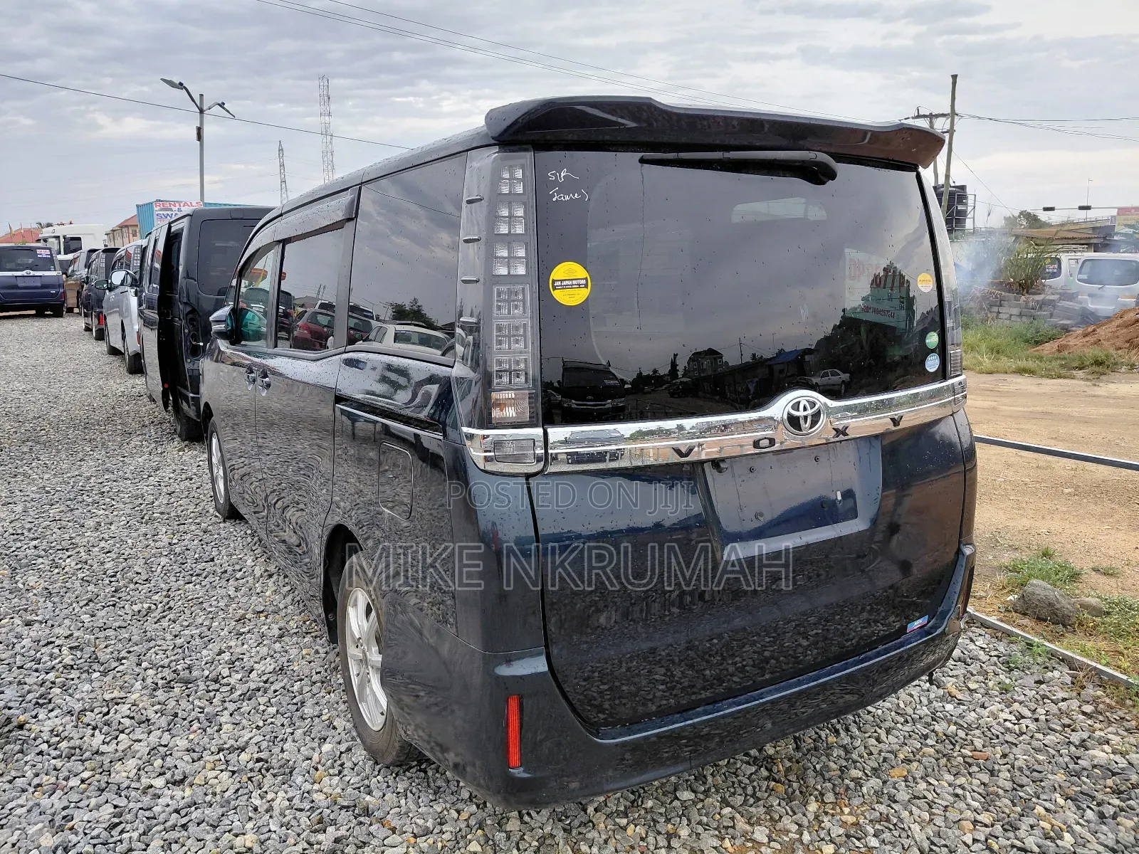 Toyota Voxy SV Premium 2014 Beige