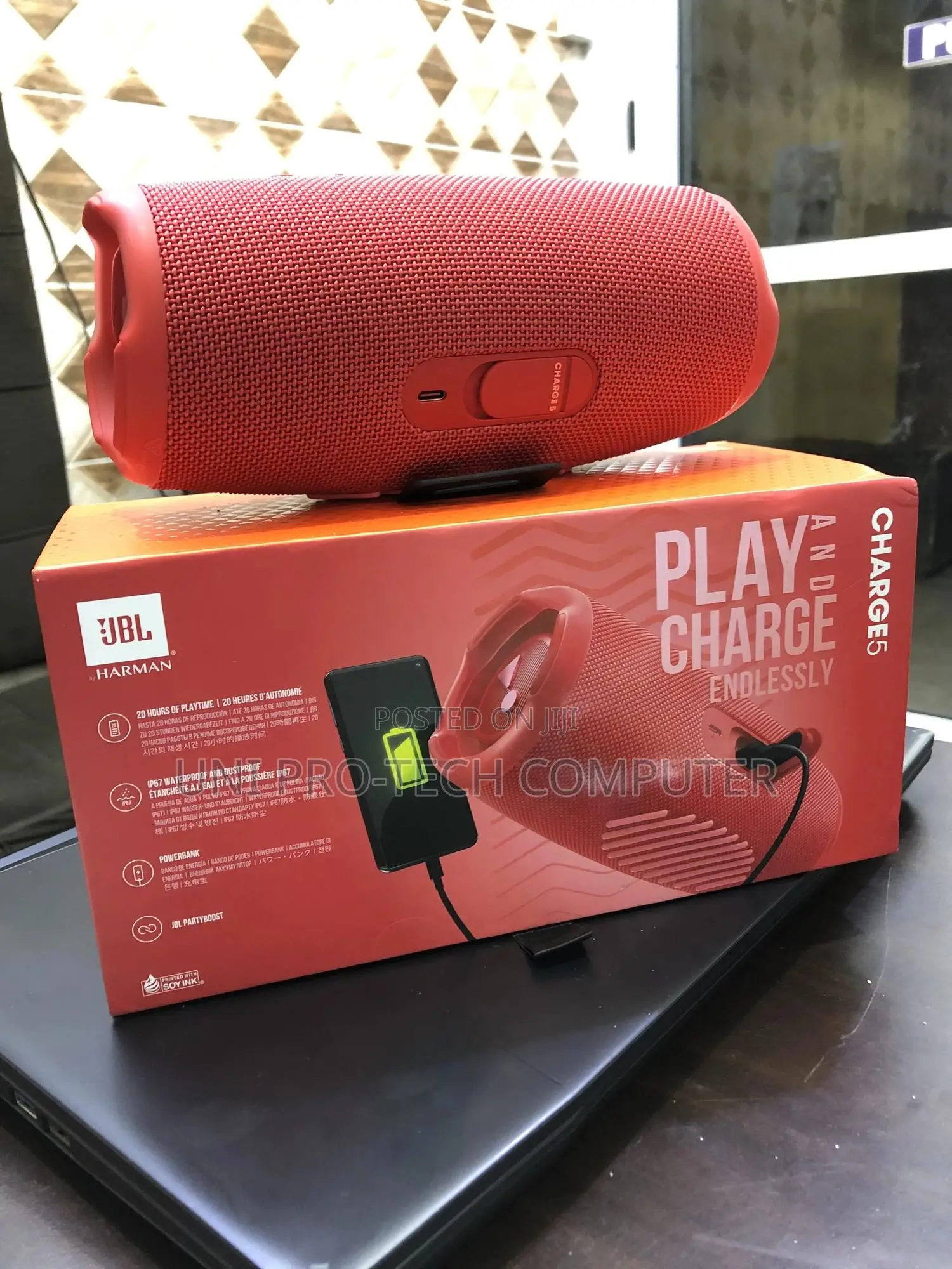 JBL Charge 5