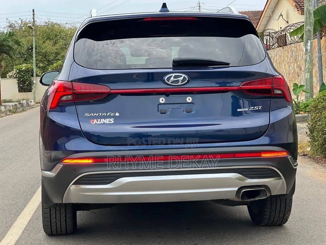 Hyundai Santa Fe Limited 2022 Blue