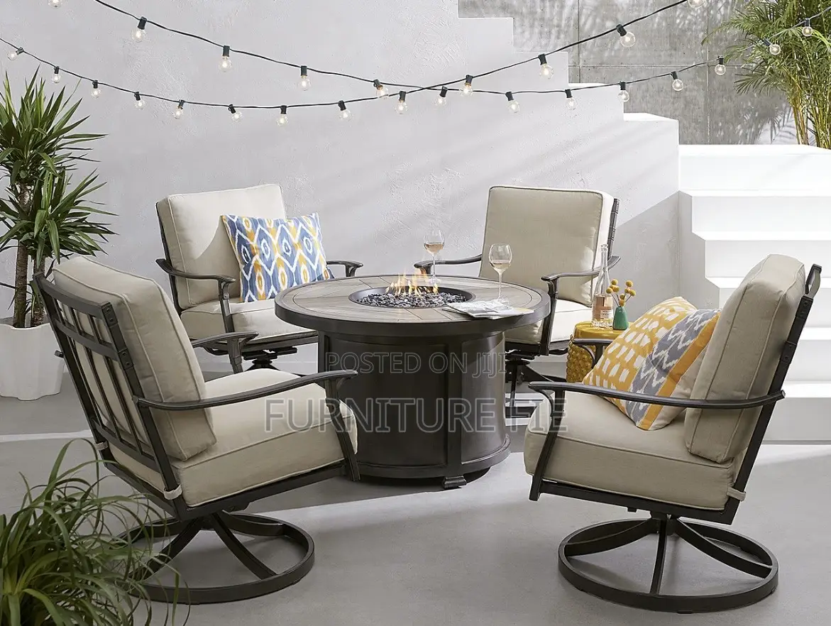 Lexington Outdoor 5-pc.Set (1 Fire Pit 4 Swivel Chairs)