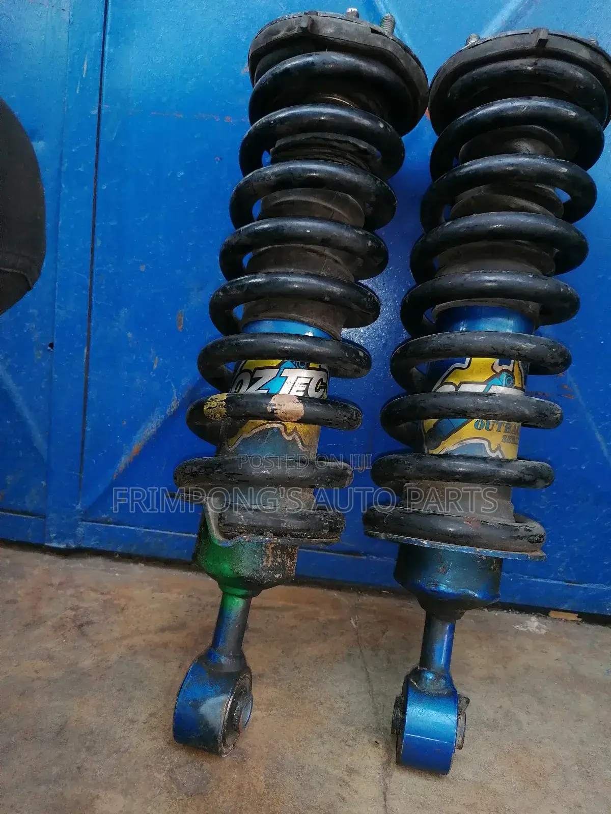 Nissan Pathfinder 2012 Front Shocks Absorbers
