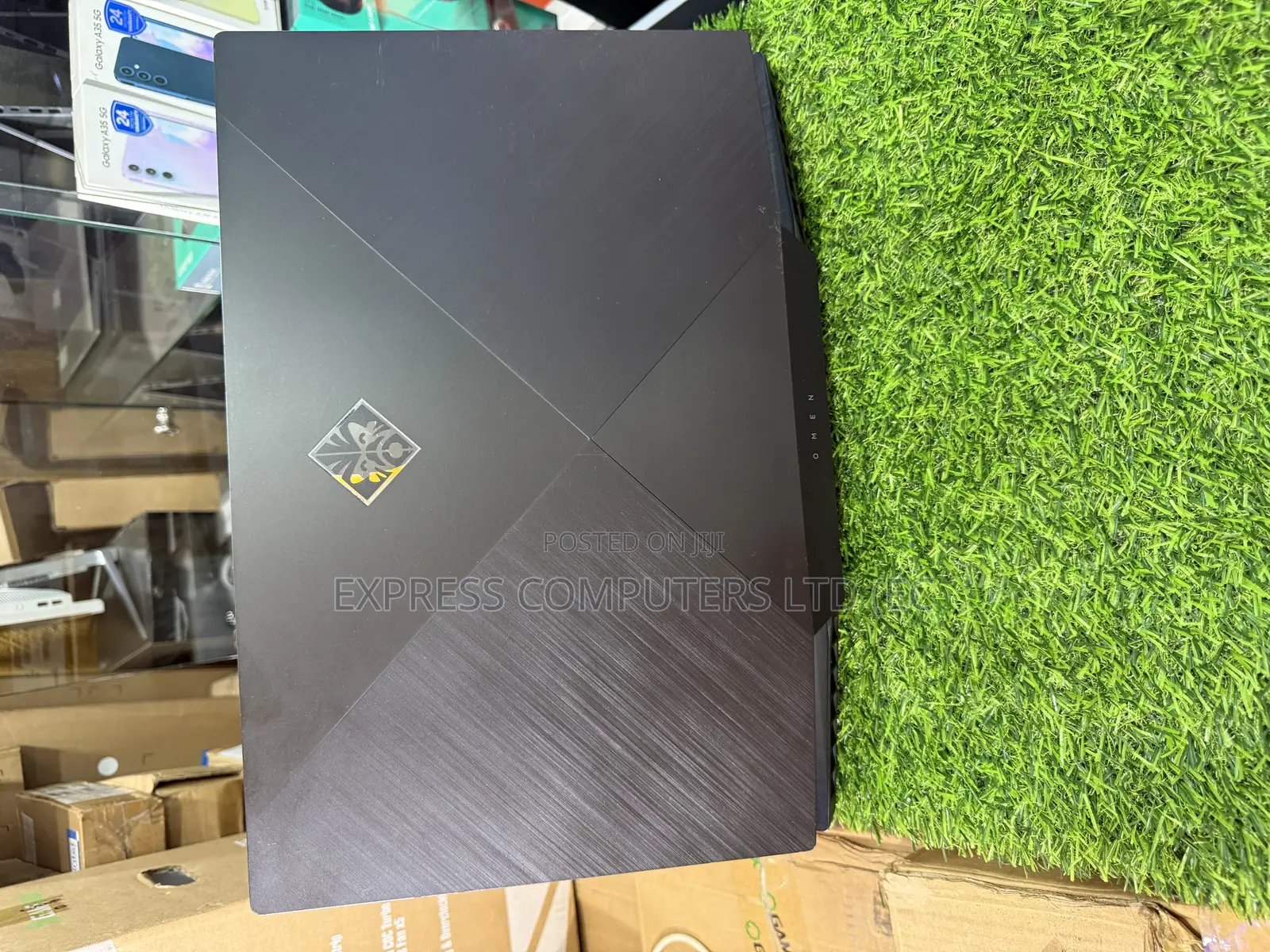 Laptop HP Omen 17-An188nr 24GB Intel Core I7 SSD 512GB