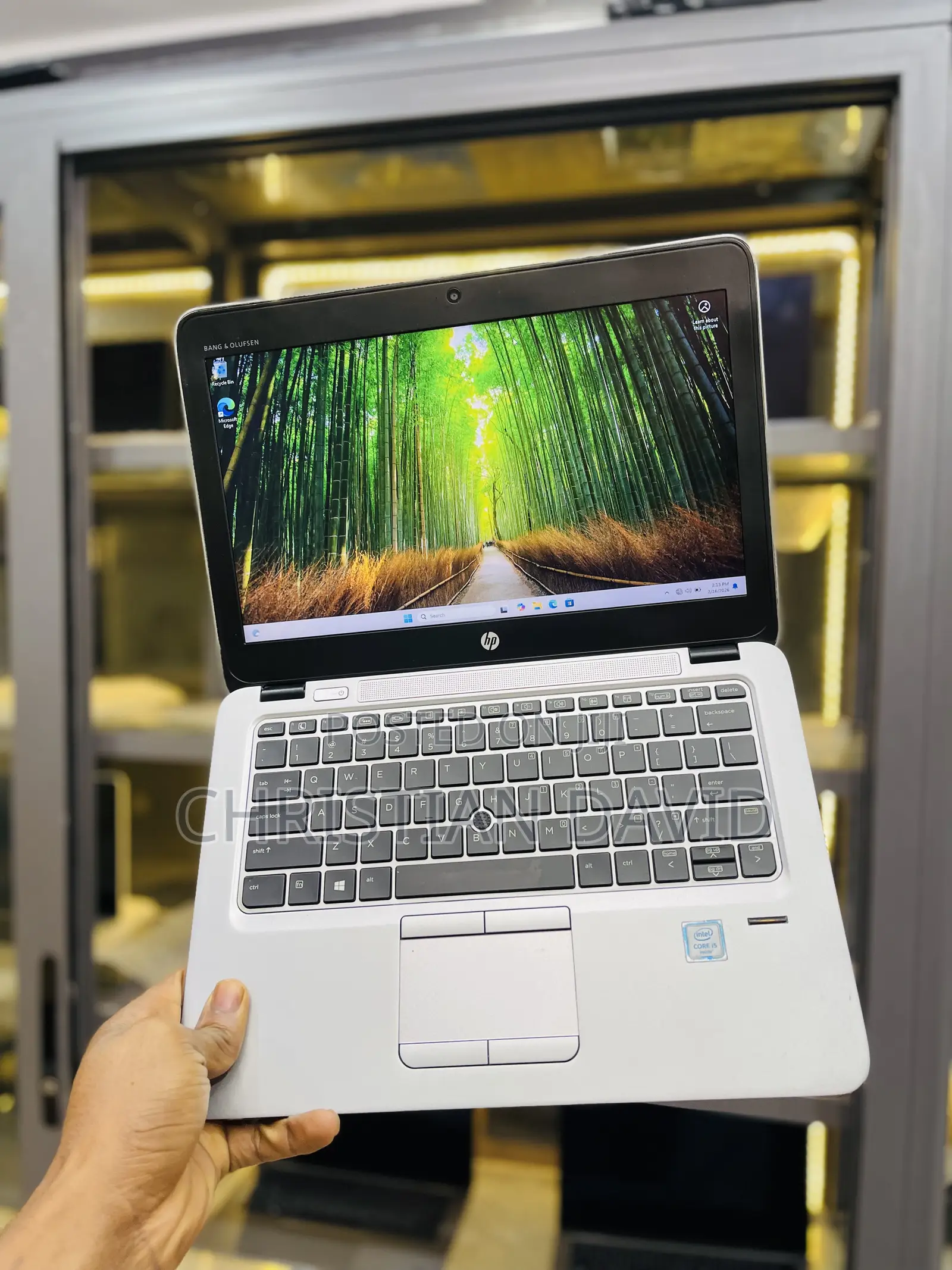 Laptop HP EliteBook 820 G3 8GB Intel Core I5 SSD 256GB