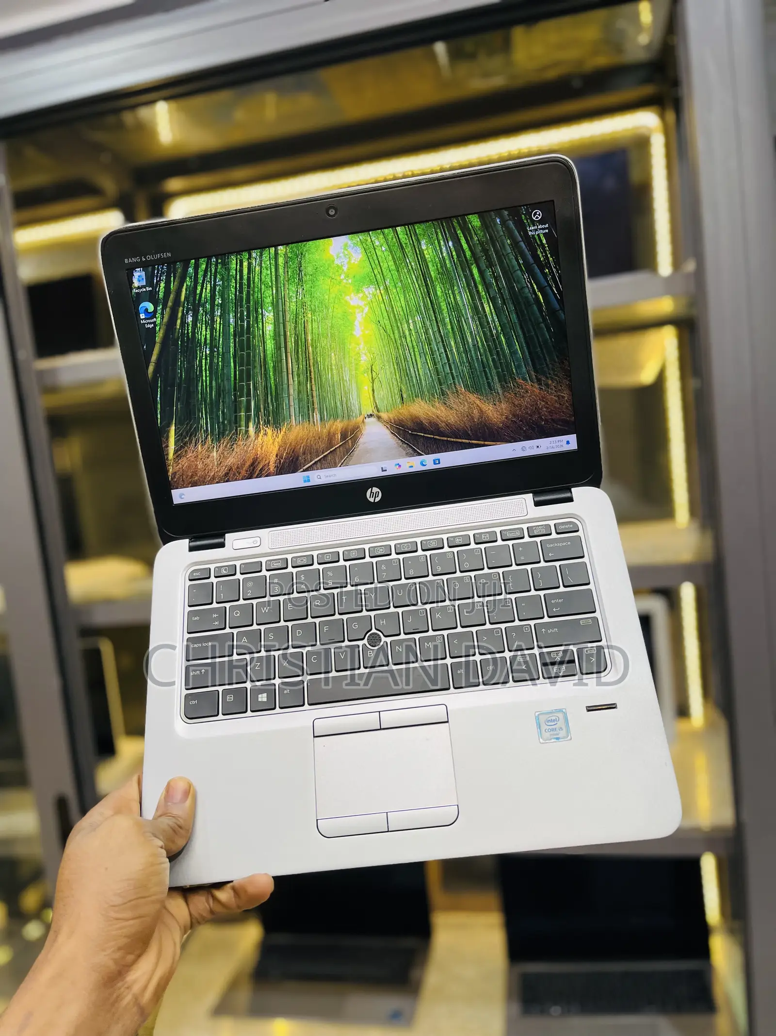 Laptop HP EliteBook 820 G3 8GB Intel Core I5 SSD 256GB