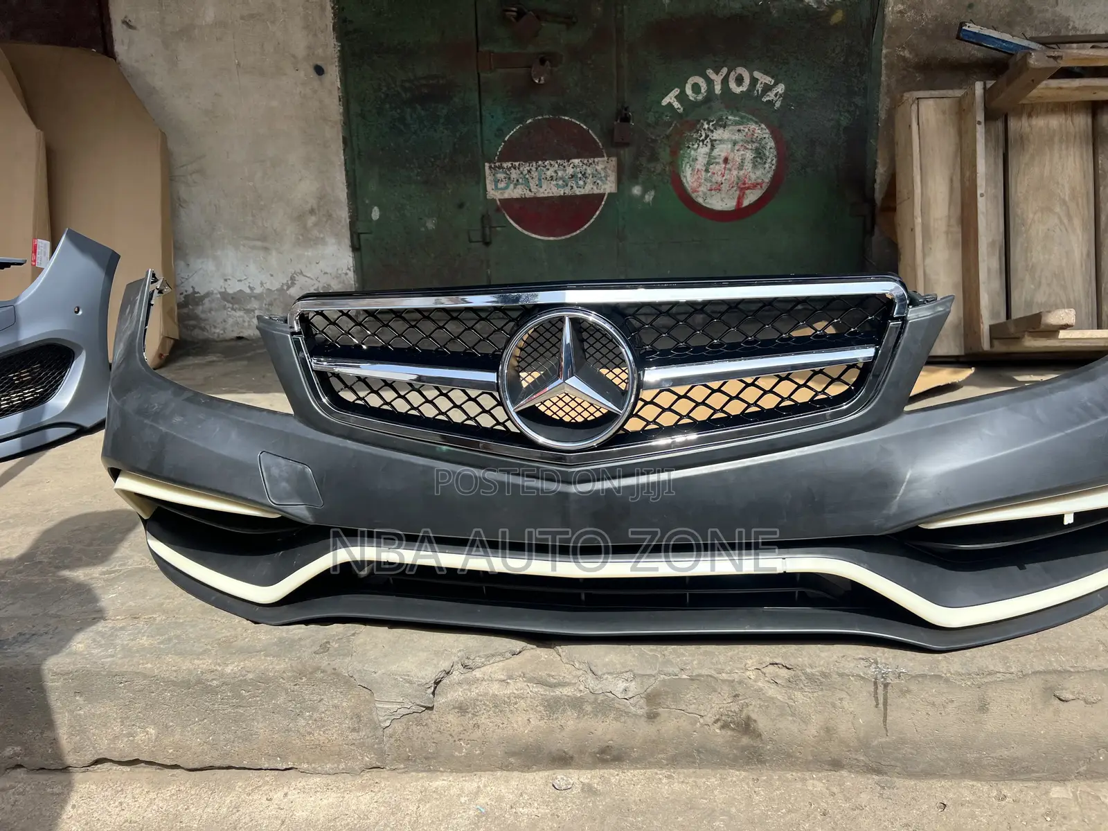 Mercedes Benz C250 Amg Sports Complete Bumper